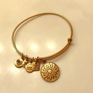 Alex and Ani “New Beginnings” compass bracelet